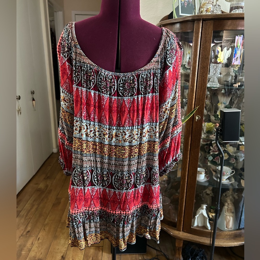 Boho Multicolored Top With 3/4 Sleeve.